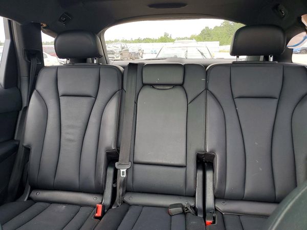 2018 AUDI Q7 quattro Premium