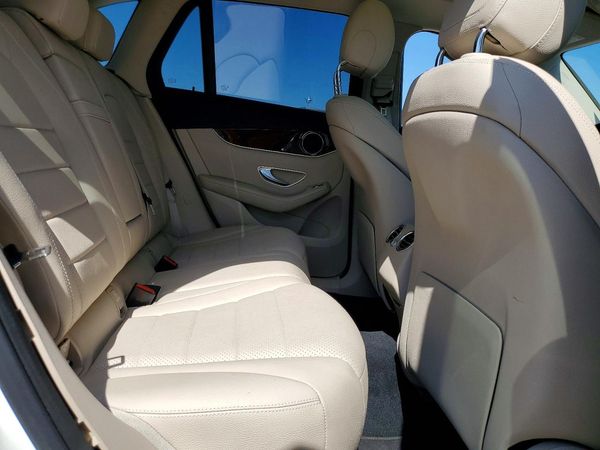 2021 MERCEDES-BENZ GLC GLC300