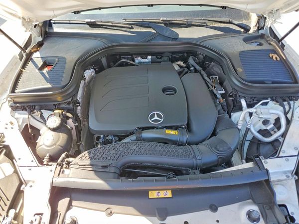 2021 MERCEDES-BENZ GLC GLC300