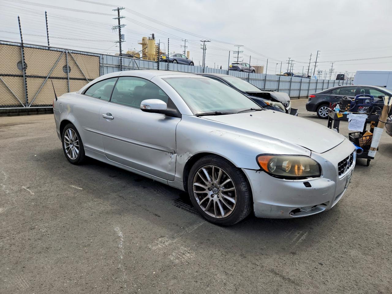 2009 VOLVO C70