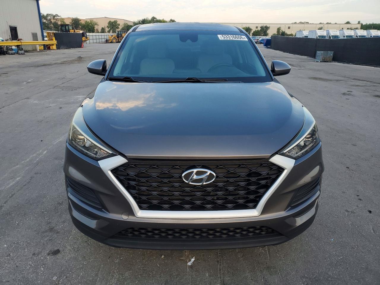 2020 HYUNDAI TUCSON SE