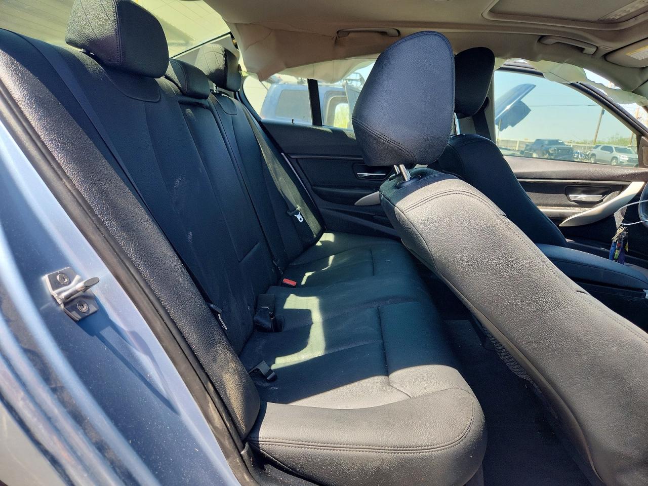 2015 BMW 320 320i