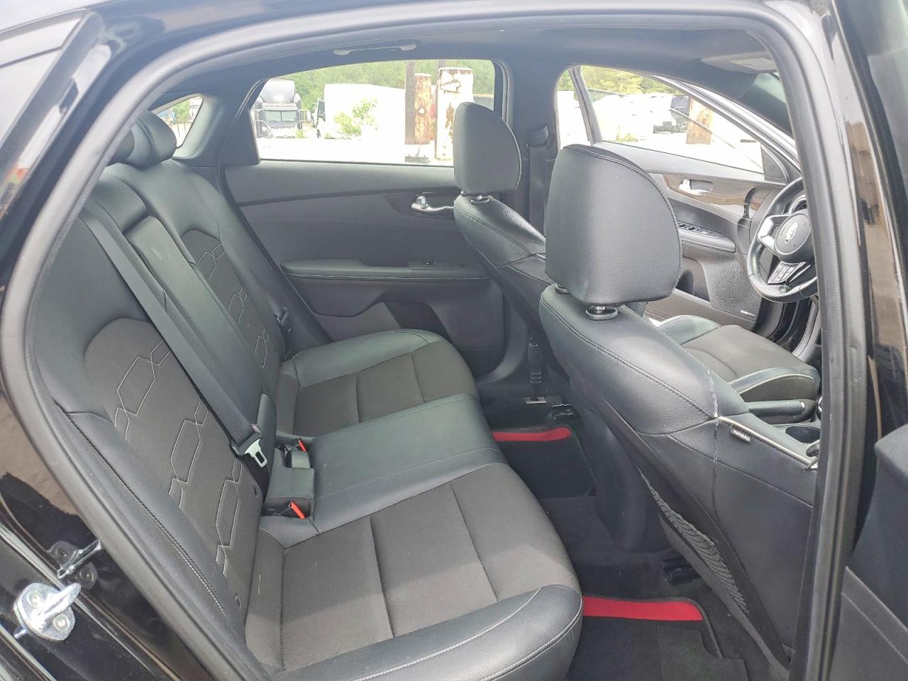2021 KIA FORTE GT Line