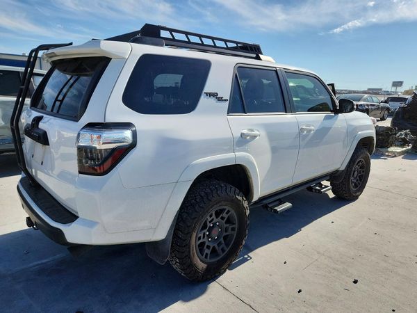 2019 TOYOTA 4RUNNER