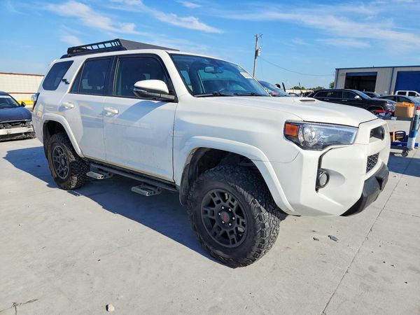 2019 TOYOTA 4RUNNER
