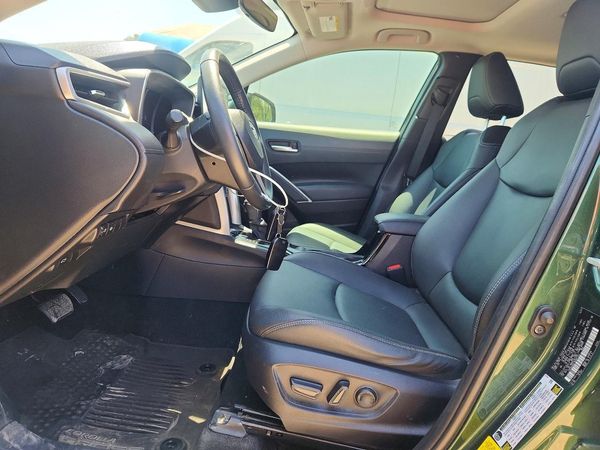 2022 TOYOTA COROLLA CROSS XLE