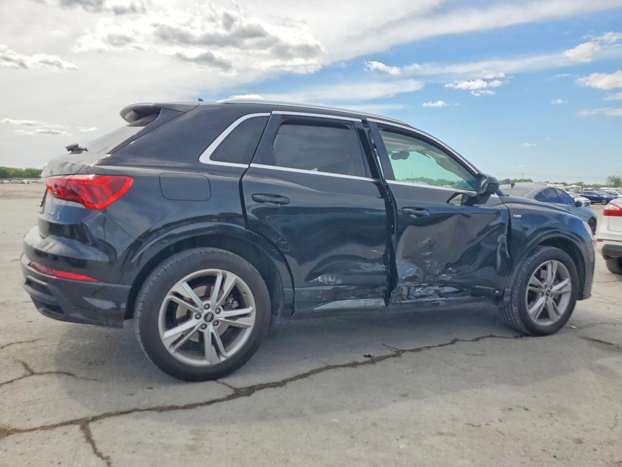 2022 AUDI Q3 S Line quattro Premium