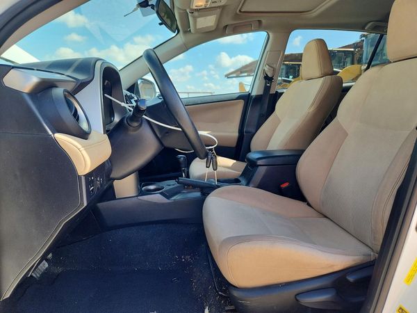 2015 TOYOTA RAV4 XLE (M Grade)