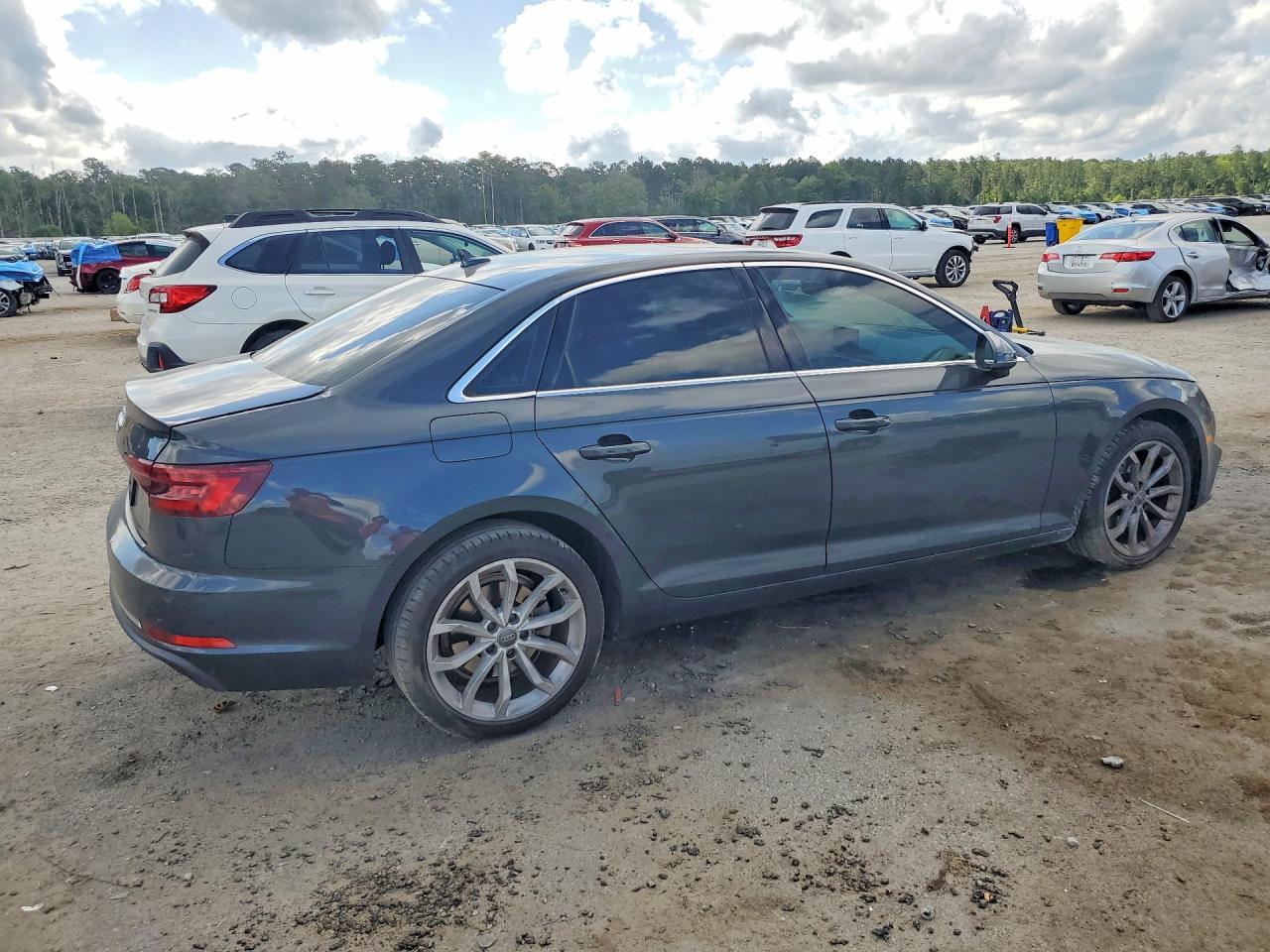 2019 AUDI A4 Premium, Titanium