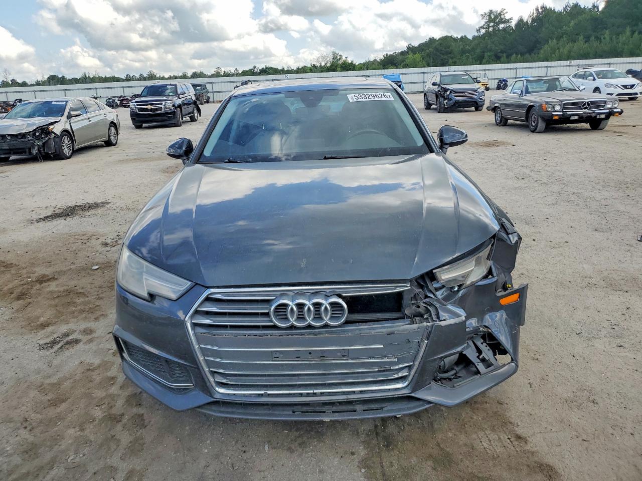 2019 AUDI A4 Premium, Titanium