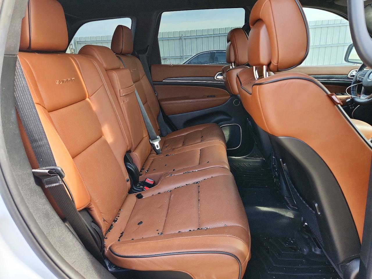 2017 JEEP GRAND CHEROKEE SUMMIT 4X4