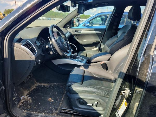 2017 AUDI Q5 quattro Premium Plus