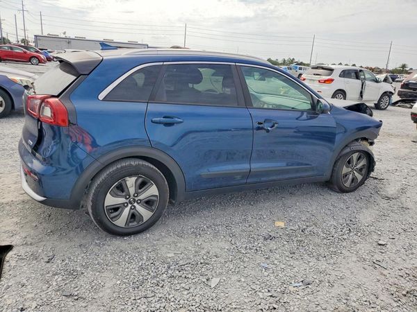 2017 KIA NIRO