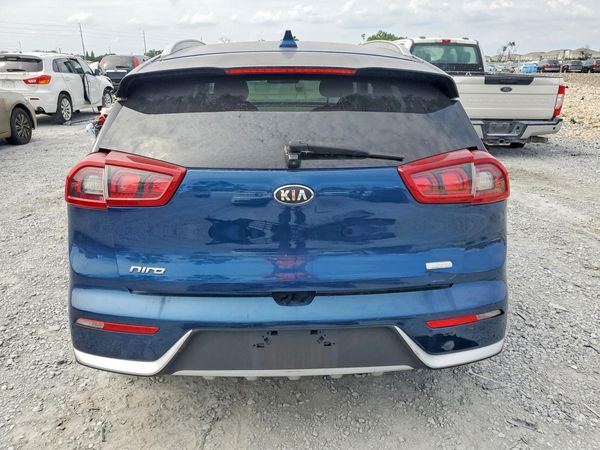 2017 KIA NIRO