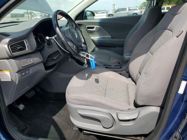 2017 KIA NIRO