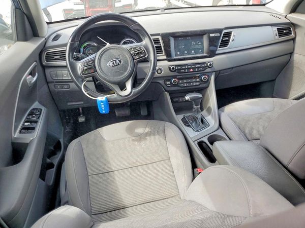 2017 KIA NIRO
