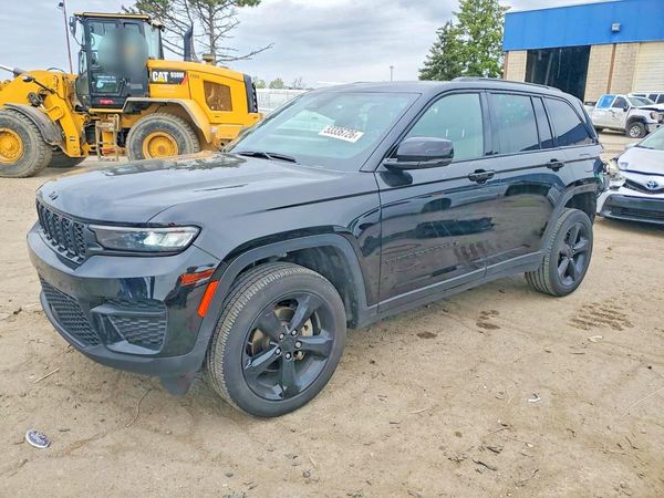 2024 JEEP GRAND CHEROKEE LAREDO 4X4