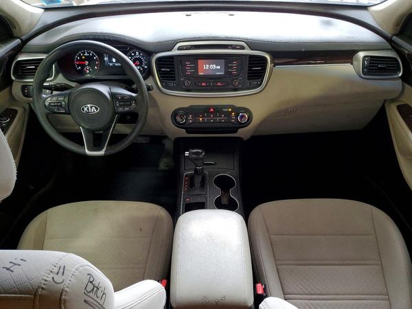 2017 KIA SORENTO