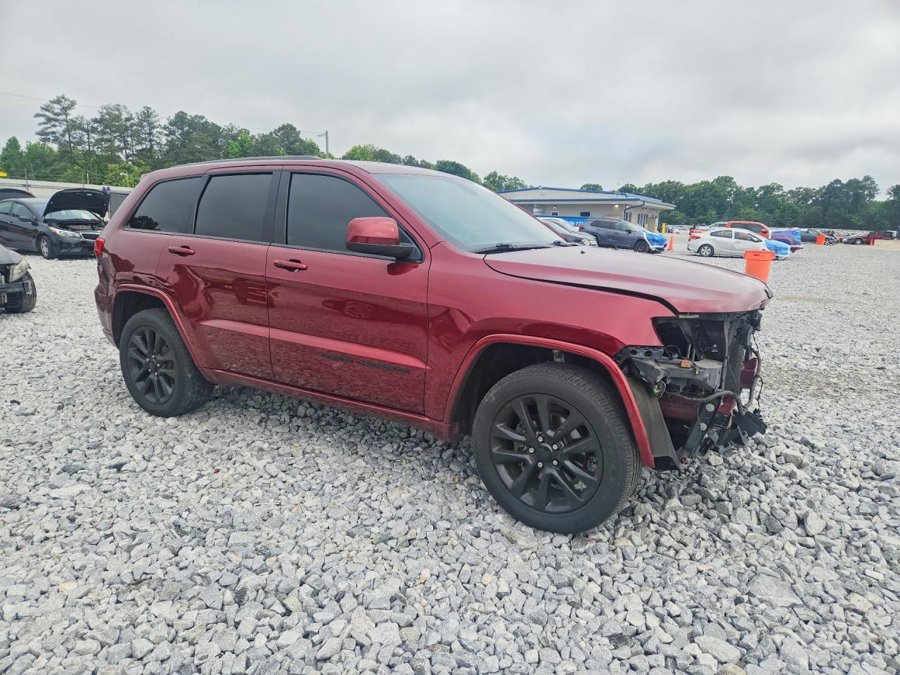 2019 JEEP GRAND CHEROKEE LAREDO 4X4