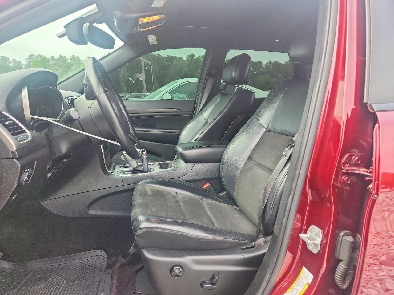 2019 JEEP GRAND CHEROKEE LAREDO 4X4