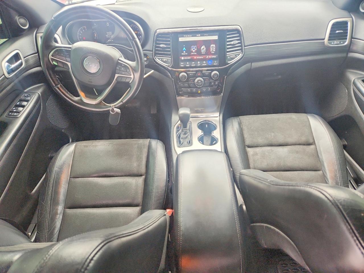 2019 JEEP GRAND CHEROKEE LAREDO 4X4