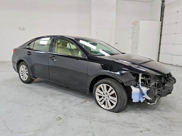 2015 LEXUS ES350 350 — Passenger 3/4