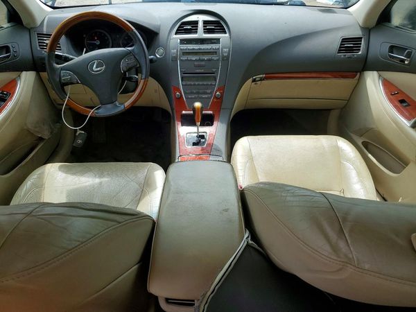 2026 LEXUS ES
