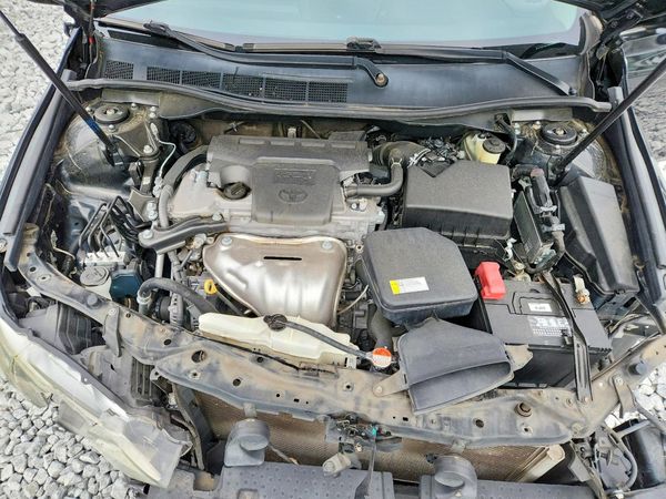 2016 TOYOTA CAMRY