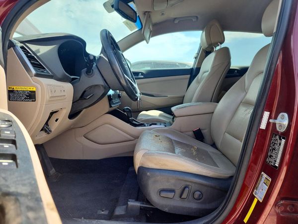 2016 HYUNDAI TUCSON