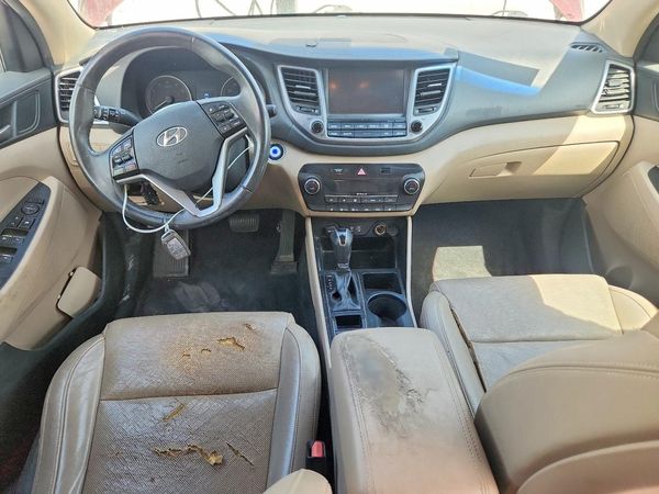 2016 HYUNDAI TUCSON