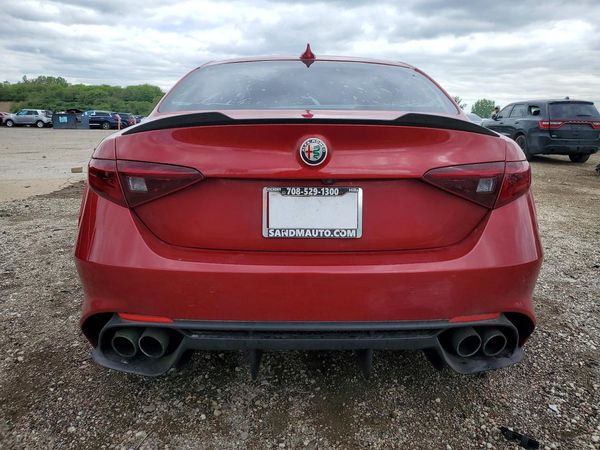 2018 ALFA ROMEO GIULIA QUADRIFOGLIO RWD