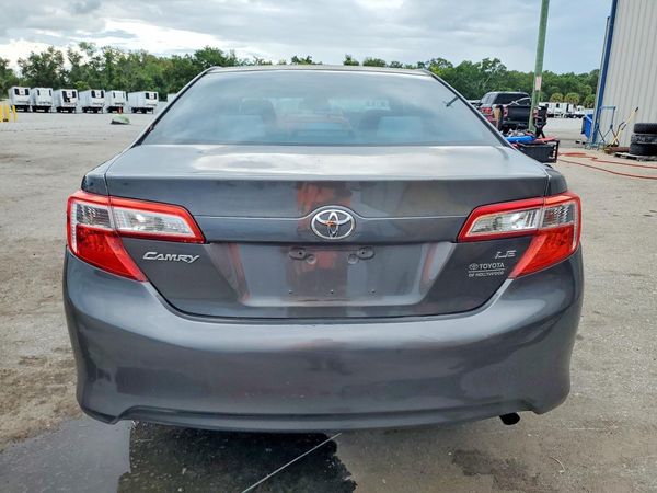 2013 TOYOTA CAMRY