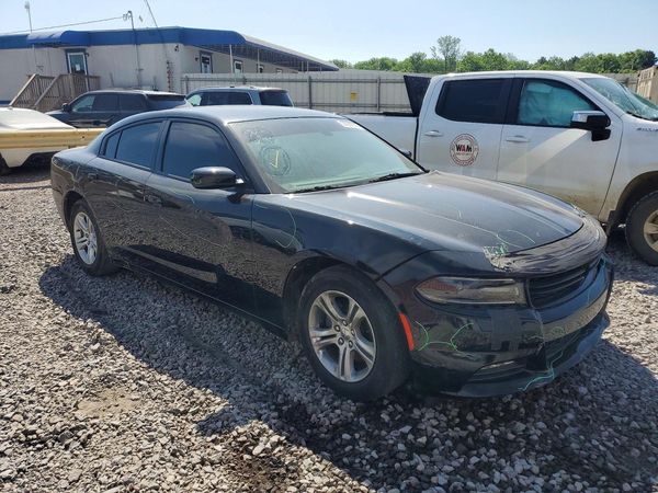 2020 DODGE CHARGER SXT
