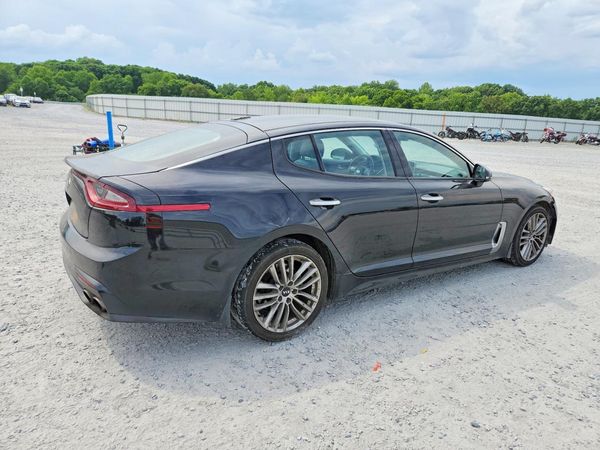2018 KIA STINGER