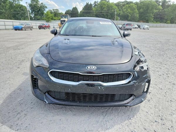 2018 KIA STINGER