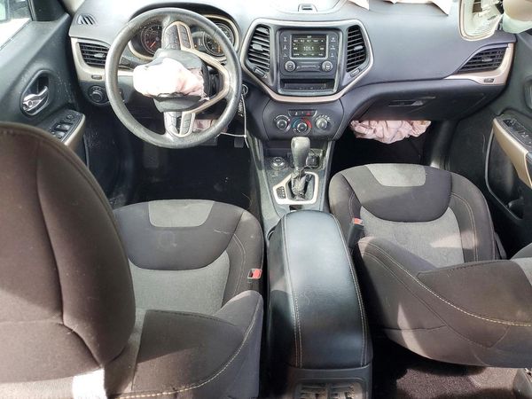 2017 JEEP CHEROKEE SPORT 4X4