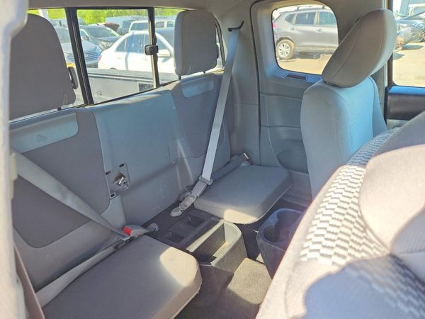 2012 TOYOTA TACOMA