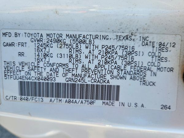 2012 TOYOTA TACOMA