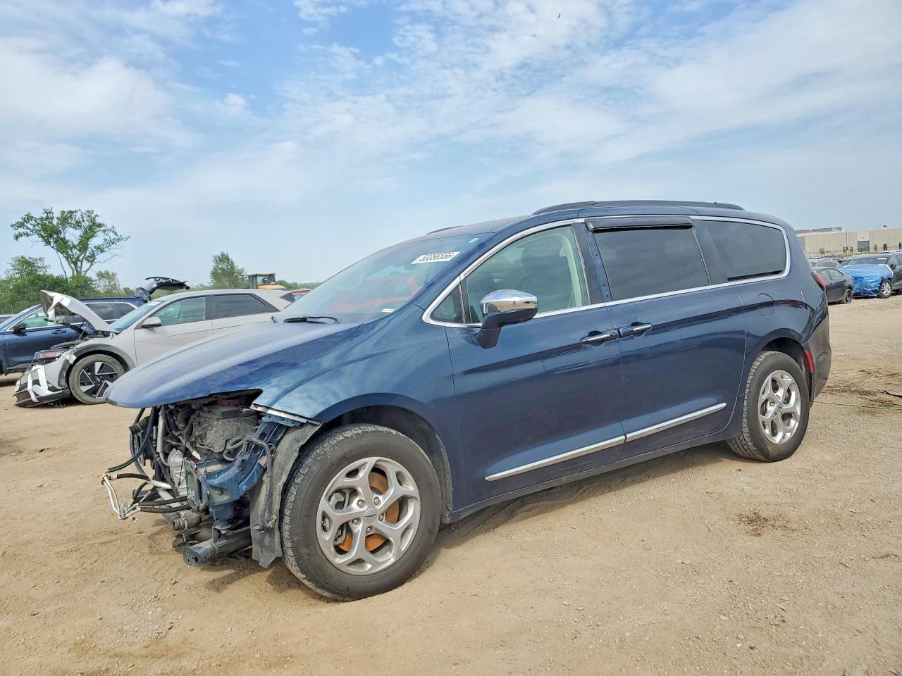 2022 CHRYSLER PACIFICA Limited