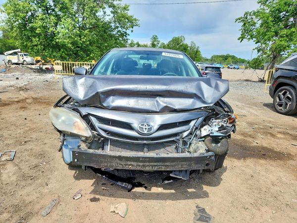 2012 TOYOTA COROLLA