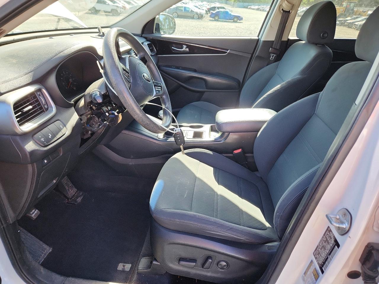 2019 KIA SORENTO L, LX, S