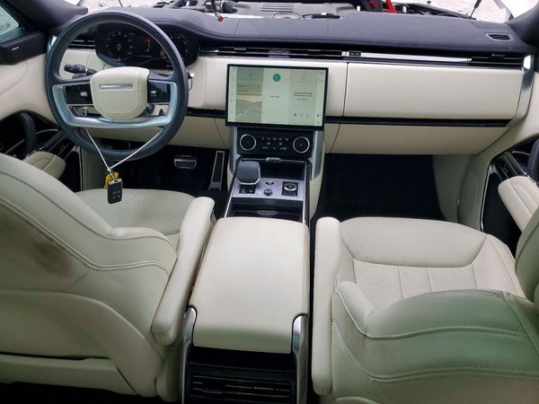 2023 LAND ROVER RANGE ROVER SE