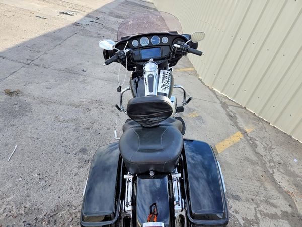 2021 HARLEY-DAVIDSON FLHT