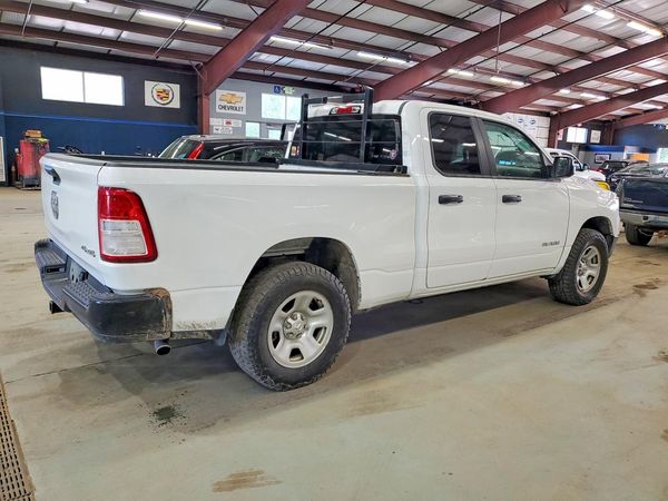 2022 RAM 1500 TRADESMAN QUAD CAB 4X4