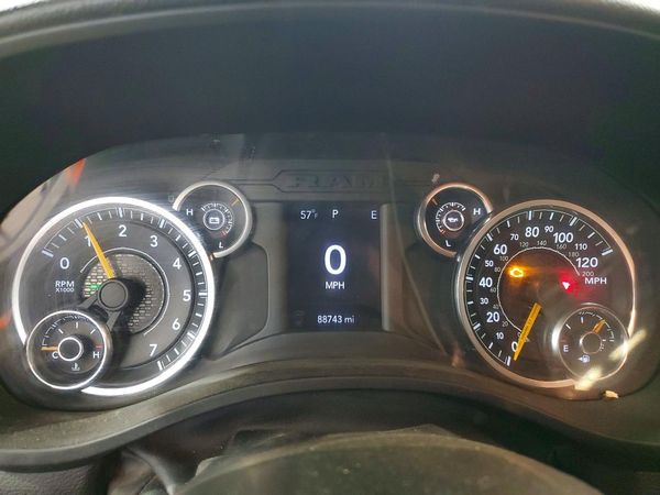 2022 RAM 1500 TRADESMAN QUAD CAB 4X4