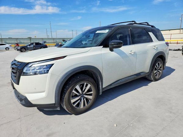 2022 NISSAN PATHFINDER SL