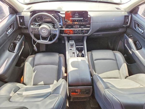 2022 NISSAN PATHFINDER SL