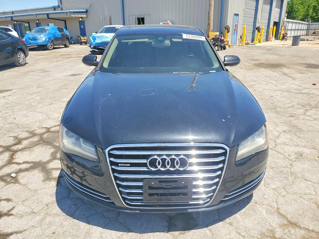 2013 AUDI A8