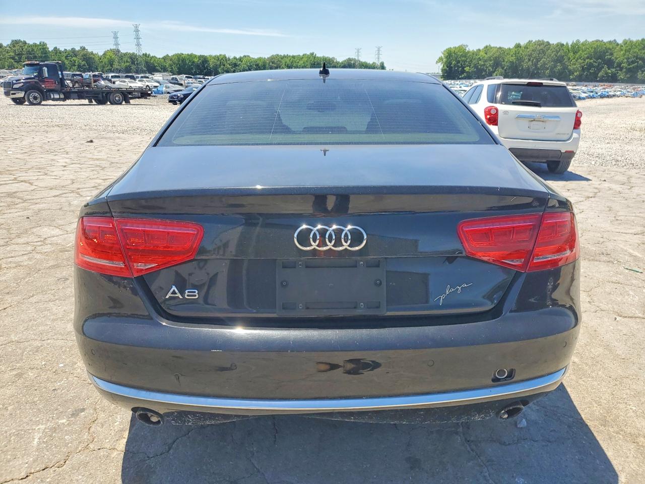 2013 AUDI A8