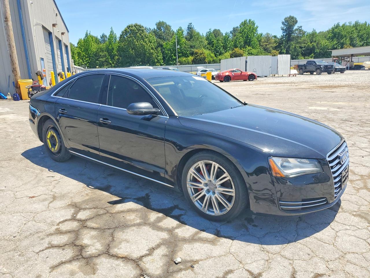 2013 AUDI A8